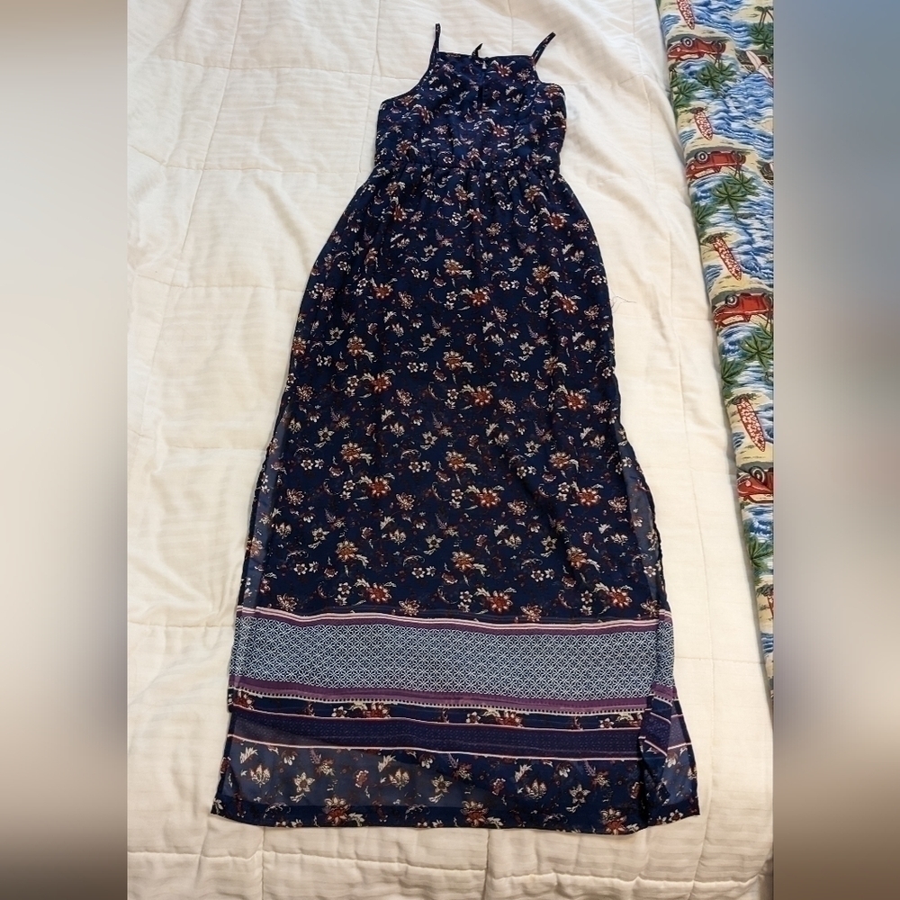 Pretty Divided H&Maxi dress size 6